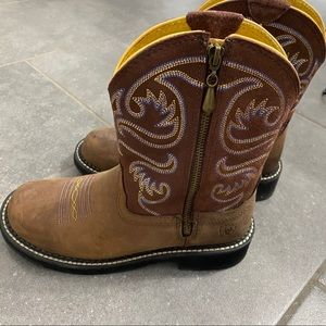 Women’s Ariat boots size 7.5
